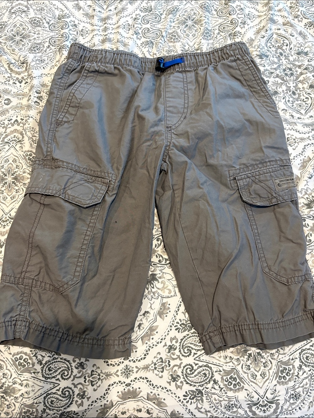 UNIONBAY Boys Gray Cargo Shorts with Blue Drawstring